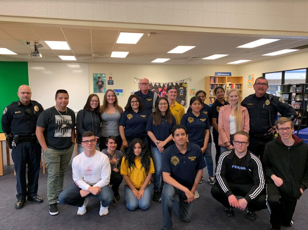 KHSD_Official's tweet photo. Happy National First Responders Day! A huge thank you to all first responders, including our KHSD police officers, for ensuring our campuses are a safe place for our students and families! https://t.co/BwcooPLiCS