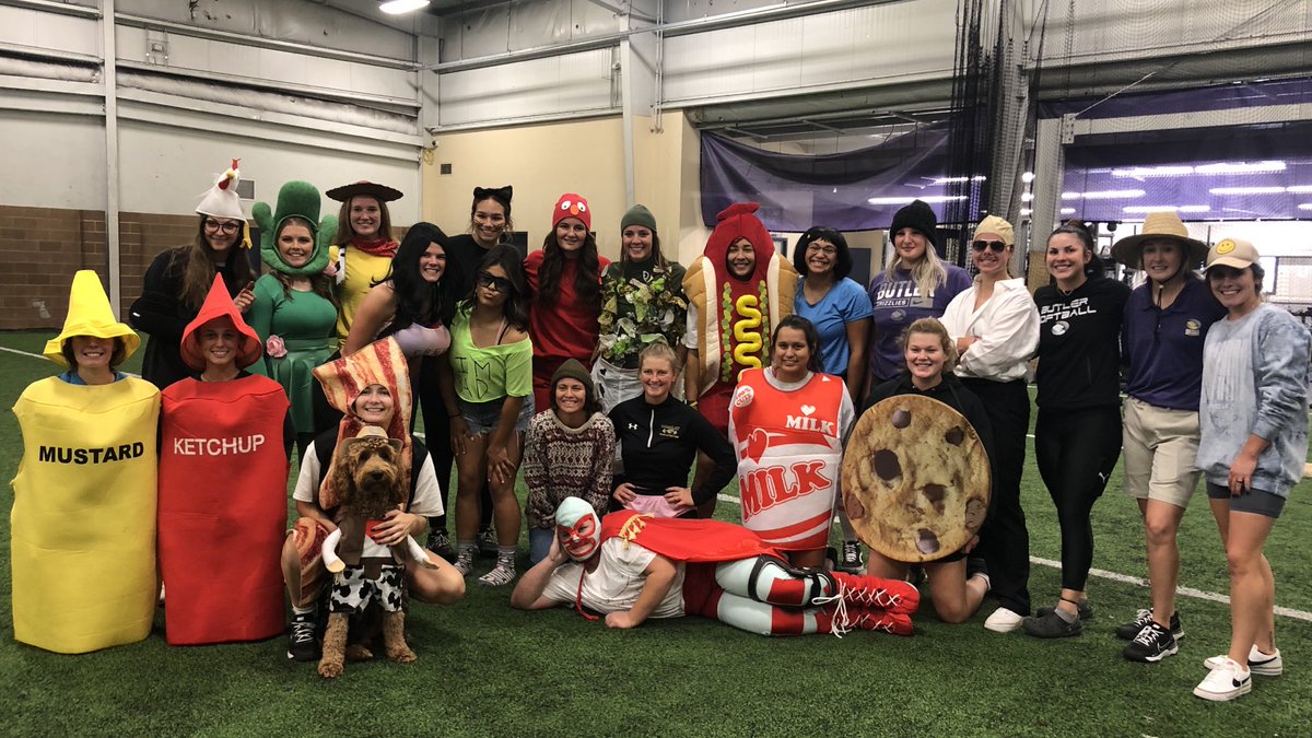 BUCOSoftball's tweet photo. Happy Halloween from Butler Softball! https://t.co/CPoiP9SFz5