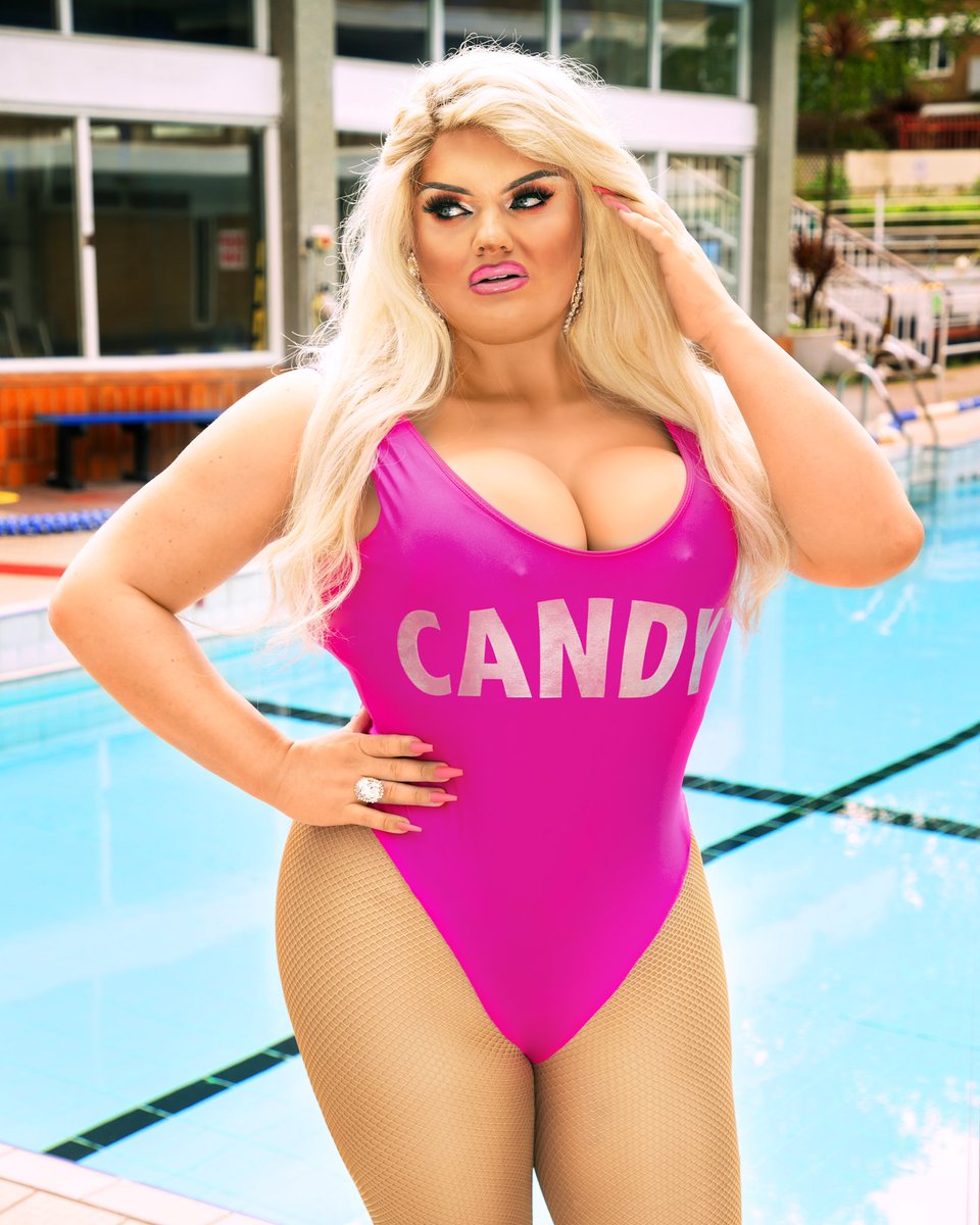 kittyscottclaus's tweet photo. You’re obsessed with me.. AND I LOVE IT @missgemcollins 💖 https://t.co/efz2A9NVx4