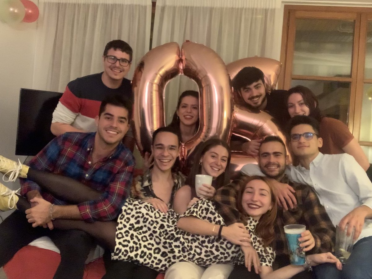 L’altre dia va ser el meu aniversari i em van fer una sorpresa 💜