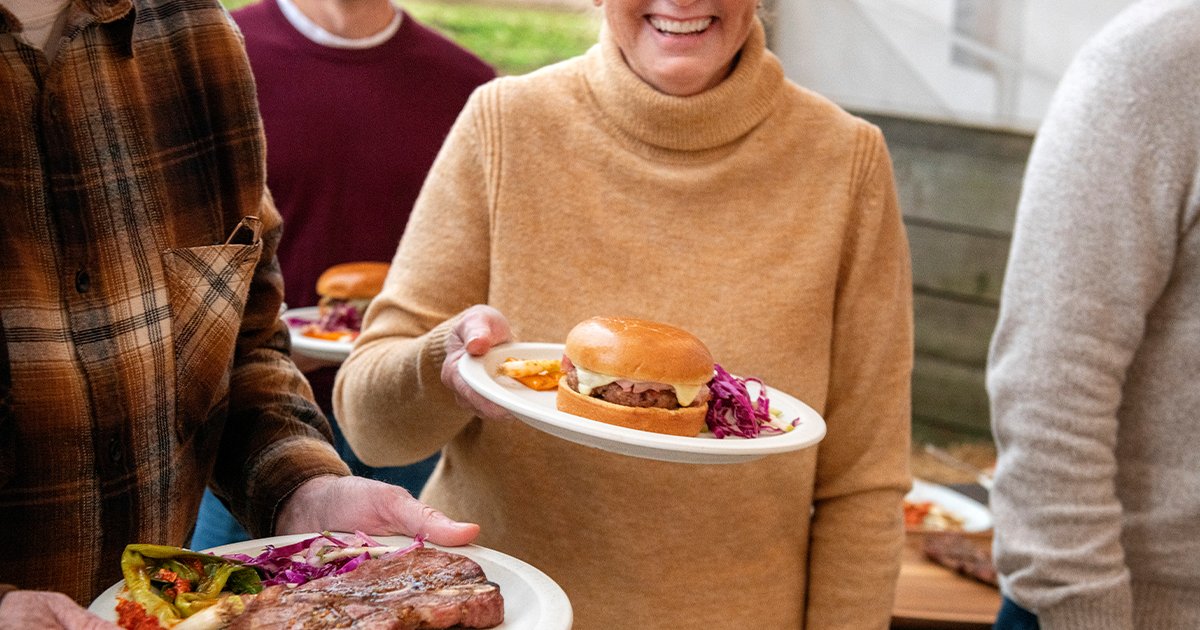 Thinking about introducing more pork into your meals? You’re not alone. Since the pandemic started, ground pork sales have surged 27%. See why many have made pork their go-to healthy protein at bit.ly/3ljaKKI