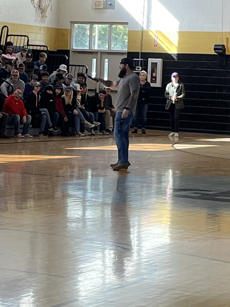 Drug Awareness Presentation <a href="/TCBOE_FHS/">Fayetteville School</a>  #RedRibbonWeek2021