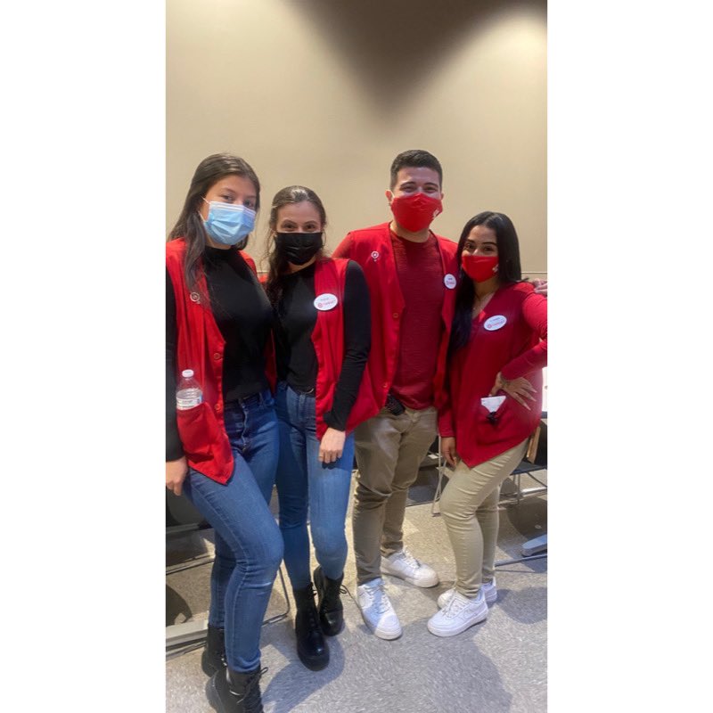 Spirit week, twin day! <a href="/darianeromero01/">Dariane Romero</a> 😇👯‍♀️
