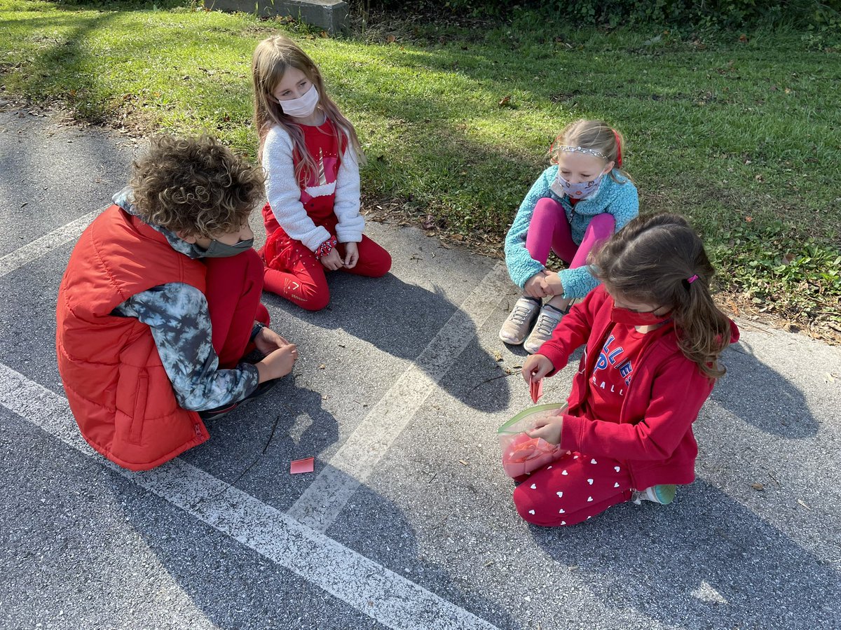 Getting to know our buddy class! We had so much fun with you, <a href="/doughertysdogs/">mrs.dougherty</a>! #HappyHillendale