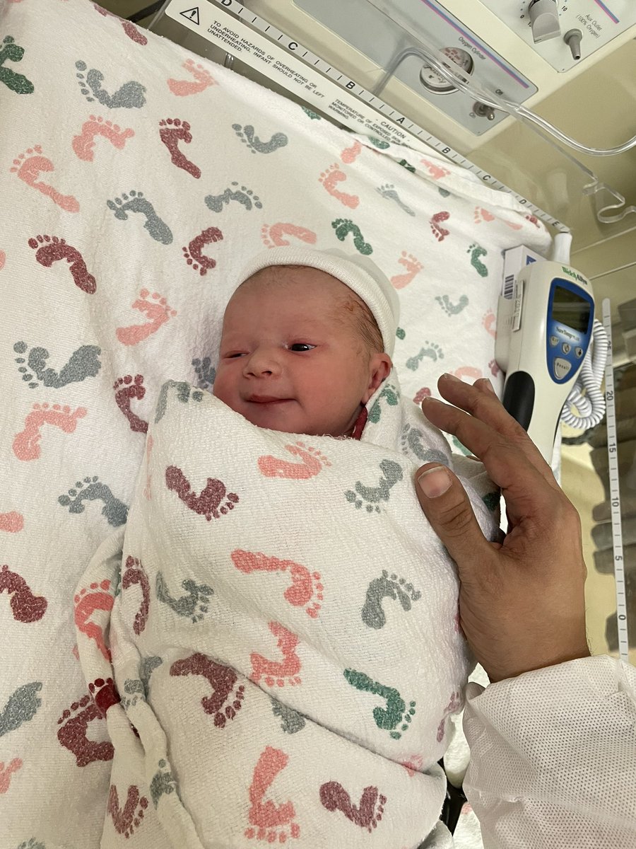 SplicedHelix's tweet image. I…have a little girl. 💜