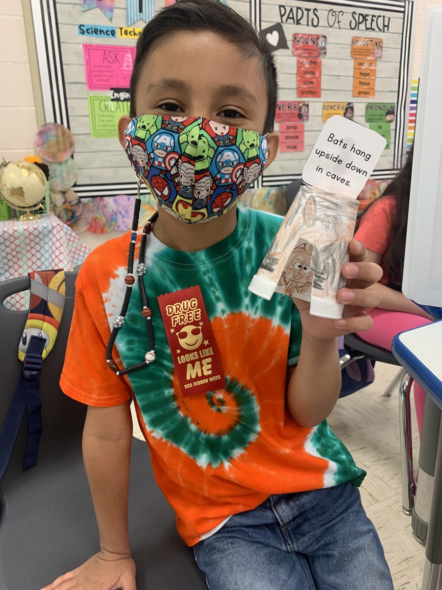 Room 20 went “Batty about STEM”! After learning about Bat Habitats the students listed,described and asked questions using <a href="/DiscoveryEd/">Discovery Education</a>’s SOS Strategy 3-2-1 Pyramid..tweaked to Halloween Style and built bat caves! 🎃 🦇 <a href="/DrRodriguezElem/">Dr. Rodriguez STEM Academy</a> <a href="/chuard1/">Carol Huard</a> #stemacademy #battyaboutstem