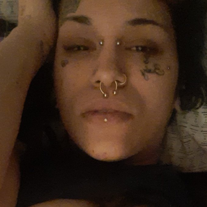 #NewProfilePic https://t.co/3XqvUPtdBR<a href="/tag/newprofilepic"class="tags">#NewProfilePic</a>