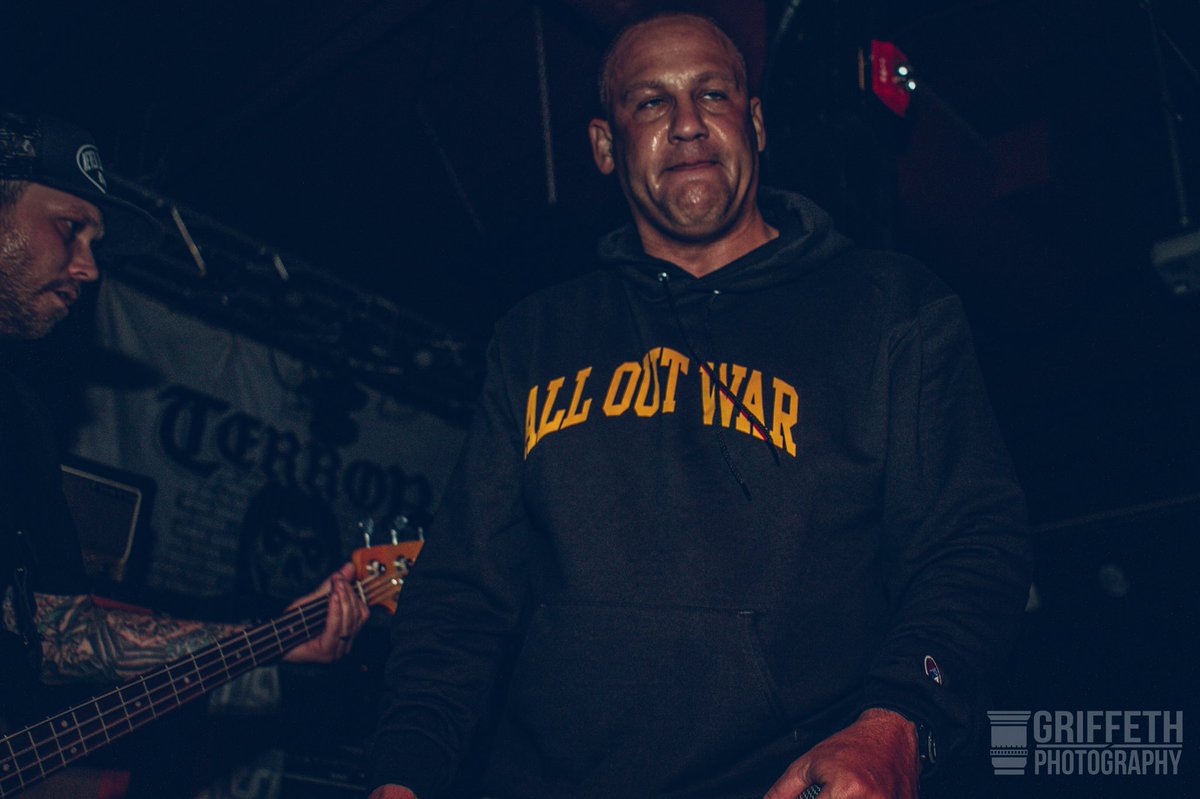 GriffethPhoto's tweet photo. @terrorhardcore killing it @Diamondpub #terror #terrorhardcore #hardcore #hardcoreband #livebandphotography #photography #photographer #musicphotography #photoshoot https://t.co/TRxGgCRo2S