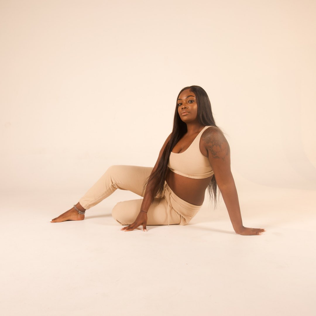 SweetPeaKeya's tweet photo. Follow @TrulyBonded for your comfy Loungewear needs 🤎 https://t.co/1r7AtwwDiZ