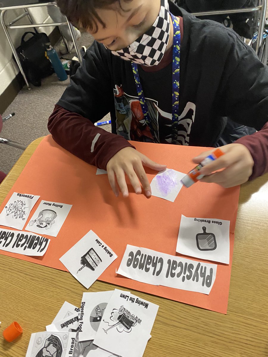 MissCaraG's tweet photo. Elephant Toothpaste, Exothermic reactions, and a Chemical Change Vs. Physical Change Sort…What a fun day in science!! @Chelsea_Tigers #Allin157c  #science #experiments https://t.co/oGTFlFZ4x5