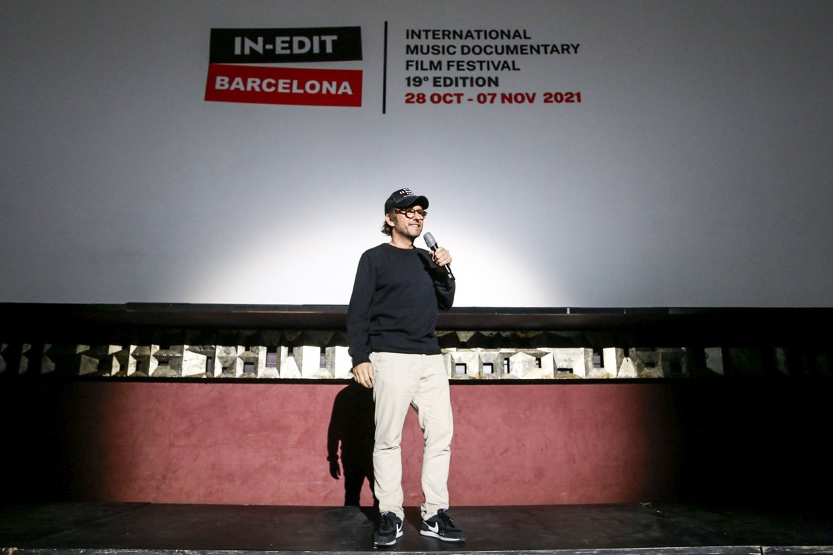 InEditFestival's tweet photo. Primera gran nit de la 19ena edició d'In-Edit Barcelona. Ens encanta l'online (In-Edit TV ho demostra), però quin gust tornar a trobar-nos al cinema.

Demà divendres, més: Dinousaur jr, Tina Turner, Delia Derbyshire, KTULU, Francesc Burrull...
https://t.co/Es96x2cYj5 https://t.co/aLzXVjbF5D