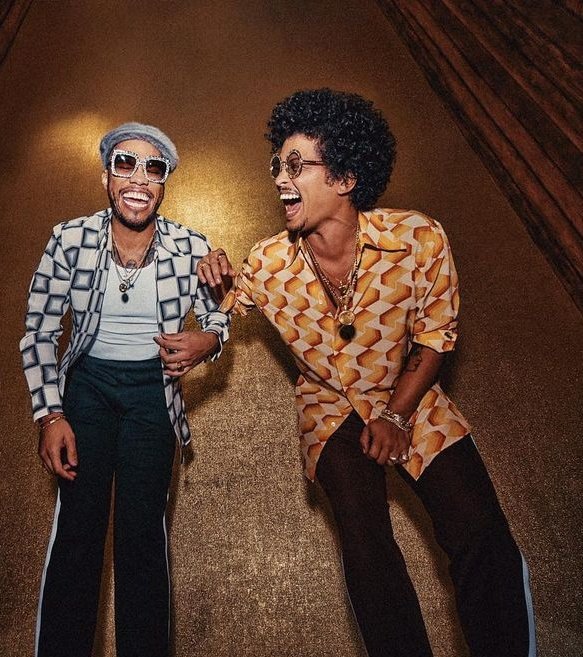 lets_just_kiss_'s tweet photo. I vote for #LeaveTheDoorOpen for #TheCollaborationSong of #PCAs https://t.co/fa50dzXN3q