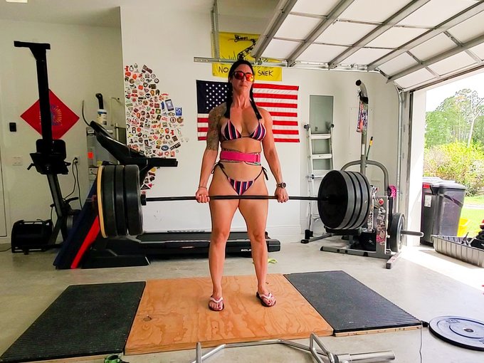 Want to lift with me? https://t.co/XcjOLye0CO<a href="/tag/phmodelcontest"class="tags"><span>#phmodelcontest</span></a>