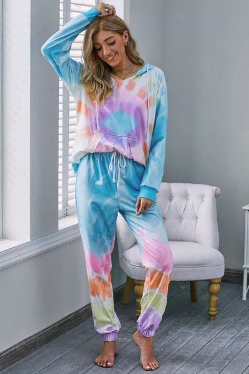 thomasandkay's tweet photo. Utopia Tie Dye Hoodie Joggers
Win a $100 Gift Card at https://t.co/Pvq74eZQa8
#clothing #apparel #fashion #womensclothing #mensclothing #thomasandkay #thomaskay #winter #autumn #fall #outdoor #falloutfits2021 #holidays #snow #lounger #joggers #tiedye https://t.co/AjlonTXv12