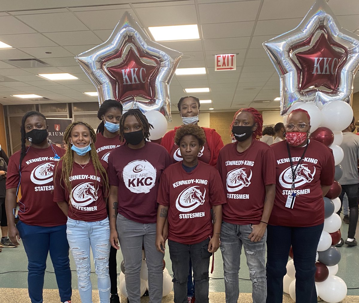 KK_College's tweet photo. Join us in welcoming our new players of the KKC Women’s &amp; Men’s basketball 🏀 team. The Lady Statesmen &amp; Statesmen
👏🏽👏🏽👏🏽👏🏽👏🏽👏🏽👏🏽👏🏽👏🏽👏🏽👏🏽👏🏽👏🏽👏🏽👏🏽👏🏽👏🏽

Check out the schedule at https://t.co/66fI2wK2xy GEN_0821134114.aspx

#GoKKCStatesmen #KKCSports https://t.co/bwfY4h2z8J