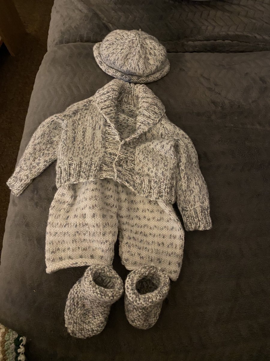 julieannelowe1's tweet photo. Little outfit completed for my grandson due next year … I am beyond excited to take on my new occupational role as a Nannie #grandparenttobe #rollonmarch #2022willbeagoodyear https://t.co/TEccZqOJ7j