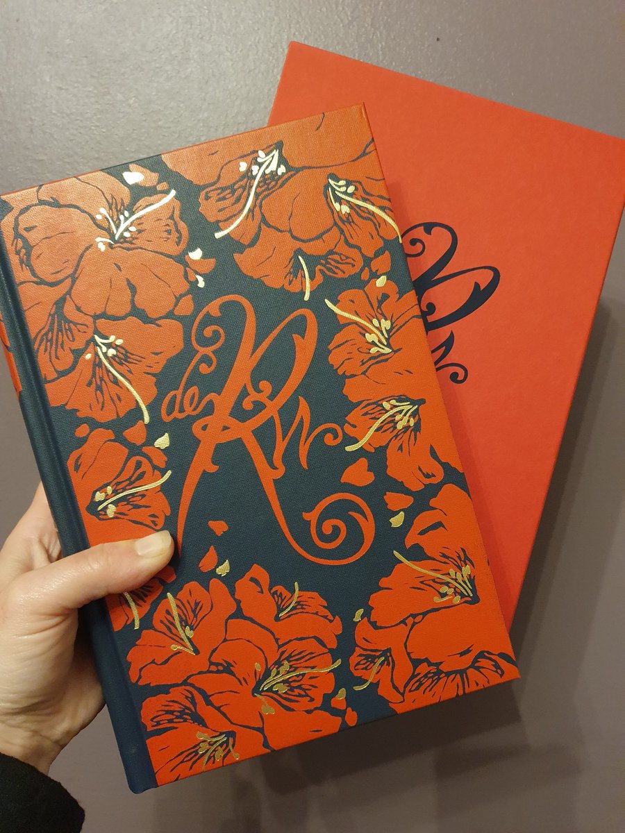MrsTMunro's tweet photo. Last ever book club whilst living in Cramlington! 

Over 10 years of reading with some very lovely ladies topped off with a totally lovely boxed version of Rebecca. Thank you so much, it's been a pleasure reading with you https://t.co/NdFEvblPF1