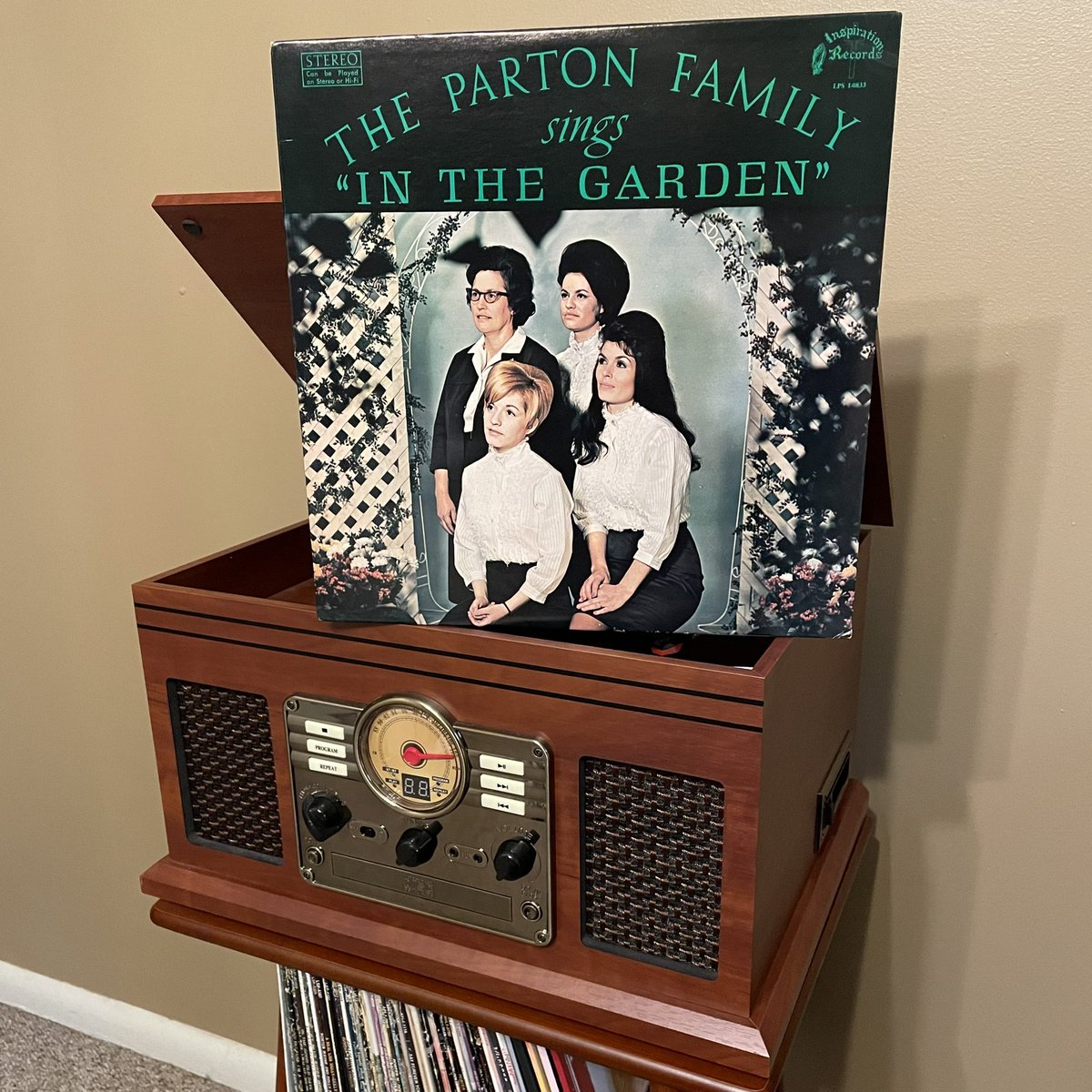 benjichilders's tweet photo. @StellaParton I recently got a copy of The Parton Family Sings In the Garden LP. I love it so much and it’s one of my most prized LPs. Is there anyway I could get it to you so that you could sign it? I hope you are well! - Ben ❤️ https://t.co/IvzTkLlm8T