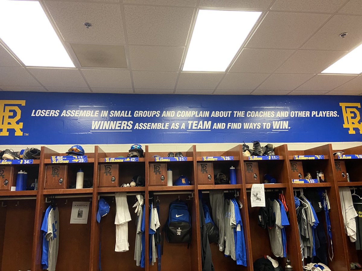 Huge thanks to <a href="/r_stegall/">Randy Stegall</a> for hosting my family and I the other day and giving me a tour of the beautiful <a href="/EmbryRiddle/">Embry-Riddle Univ</a> campus and facilities. I can’t wait to officially become a student athlete here next fall! #GoEagles