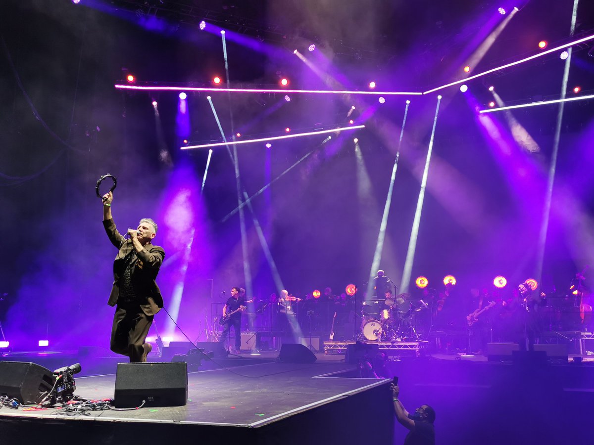 ICOrchestra's tweet photo. What a pleasure to share the stage with so many friends at #FeileClassical 

@3ArenaDublin @frankandws @thehappens1 @tomhappens @hothouseflowers @the4ofus @VivaJerryFish @thepalemusic @nickgestation @DeptCulturelRL https://t.co/cjwwT2uOlv