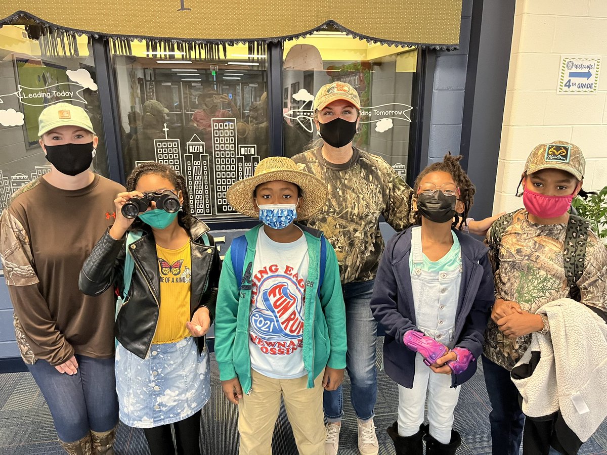 PickElementary's tweet photo. Tell drugs to “take a hike” at Pick! Red Ribbon Week fun continues for our leaders! #villageonthehill #pickpride #RRW2021 https://t.co/J6ksGkeeor
