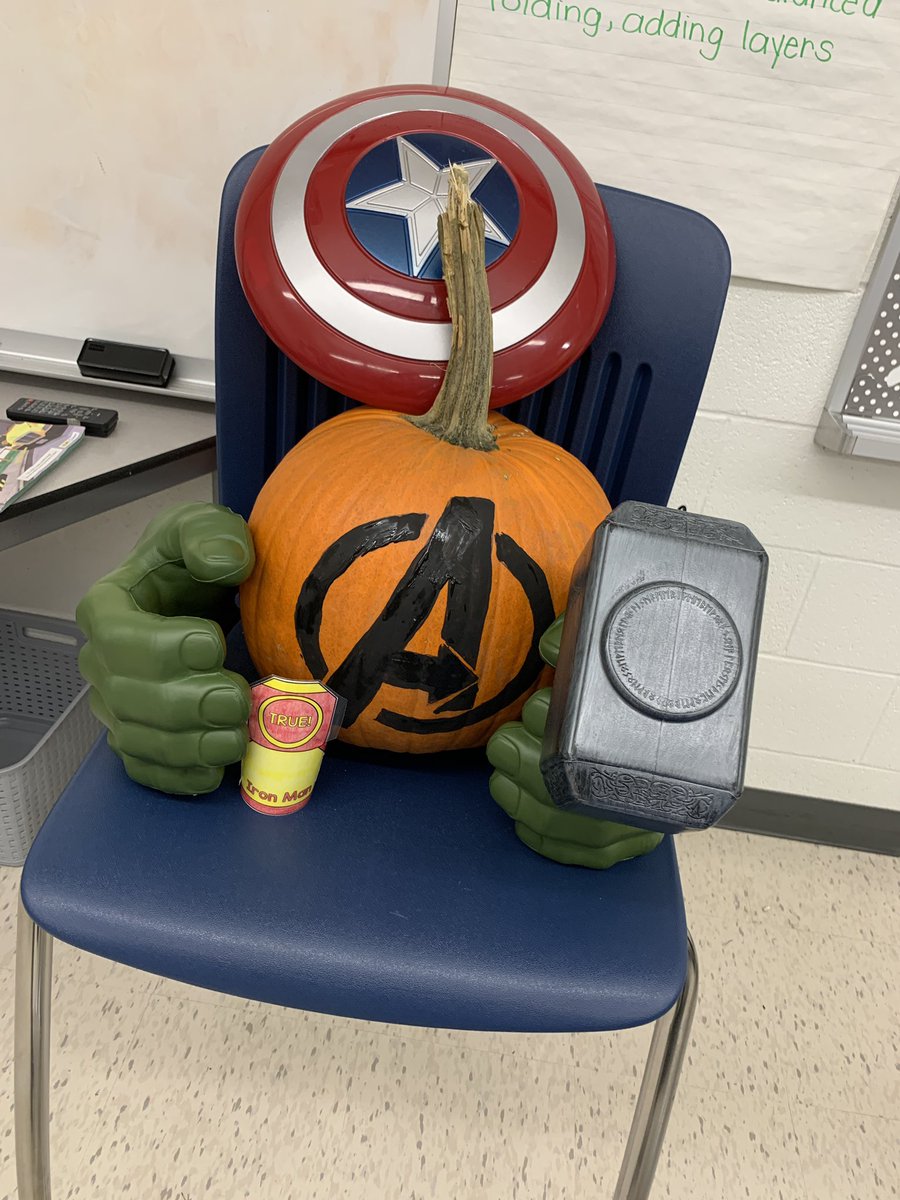TeamSuperDennis's tweet image. It’s the “Addition Avenger” #PumpkinStyle 🤣🦸‍♂️🎃  Thank you @AVPSCouncil &amp;amp; to 3-3 for an awesome idea!