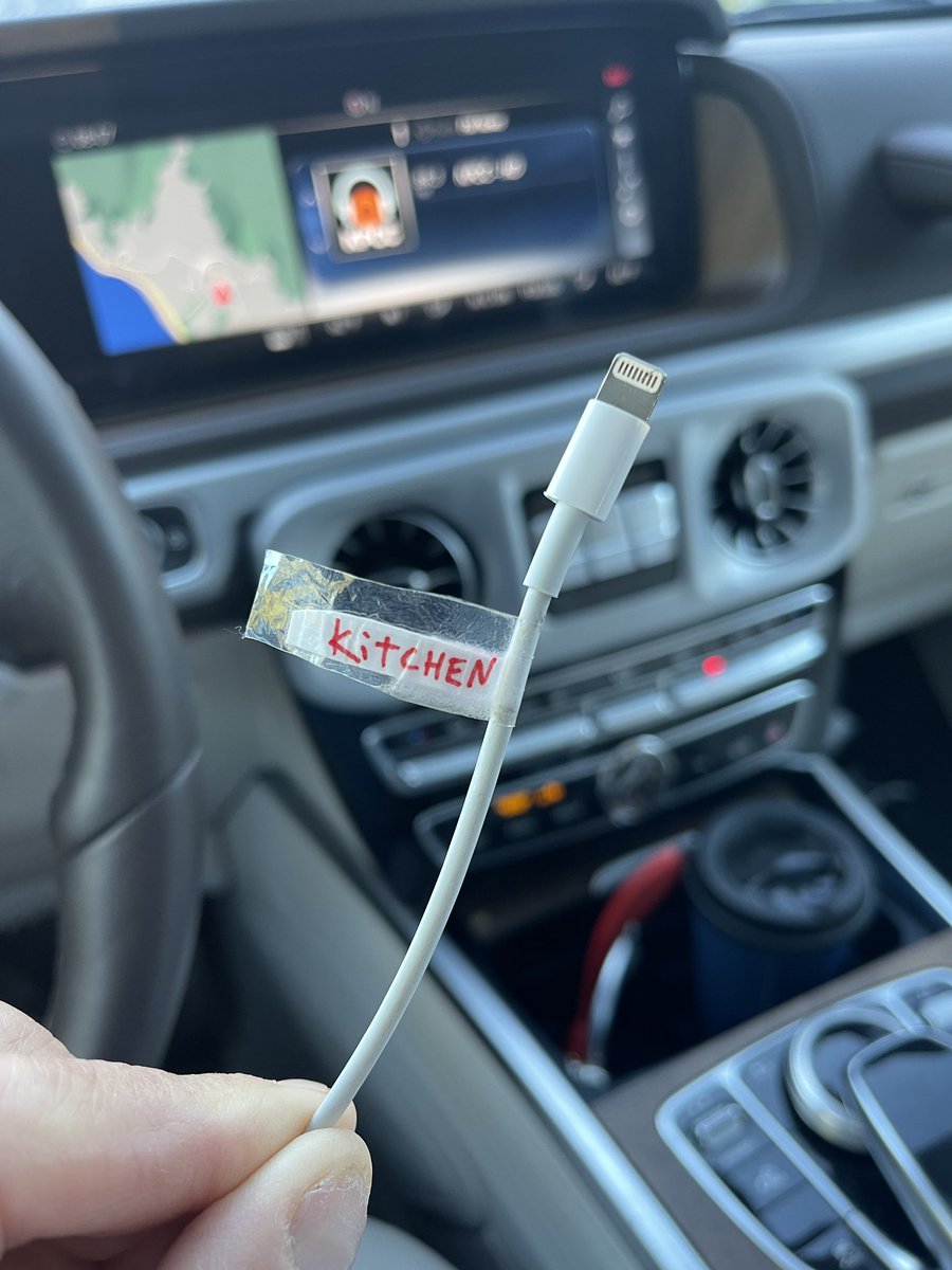 Casey's tweet photo. without order there’s only chaos.  this cable is clearly labeled ‘kitchen’ so why, in the holy-hell, is it in the car Candice? https://t.co/ZgQMmP25AJ