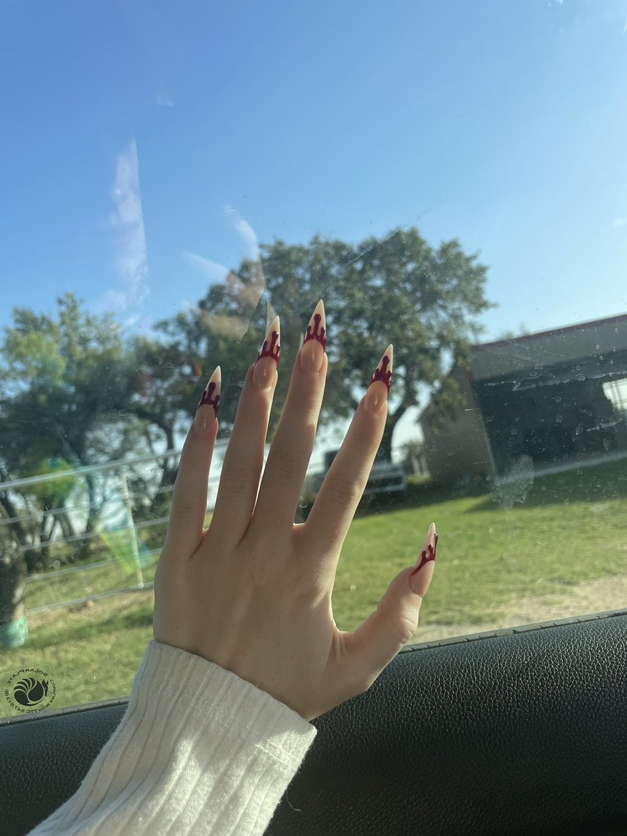 strawberrybandi's tweet photo. IG: @hallucinonails 😁 https://t.co/trovElQyN5