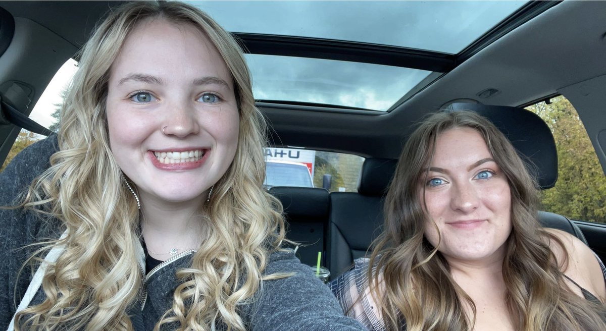 briannastark511's tweet photo. @DanAndShay were coming for you!! catch us in the front row 😉 https://t.co/FxdNw9l2Cv