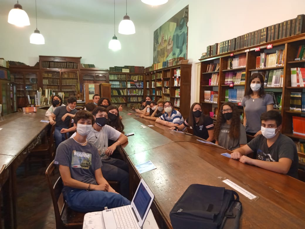 NicoGonzalezABC's tweet photo. Hoy estuvimos con dos talleres de #EducacionFinanciera en la #EES22 Mariano Moreno
El placer y el compromiso de contribuir a mejorar las conductas de los jóvenes y el dinero
#MarDelPlata
@silviastang @sergesiciliano @Fintech_Ar @IECarballo @AMRavaglia https://t.co/XTHLD4J7dD