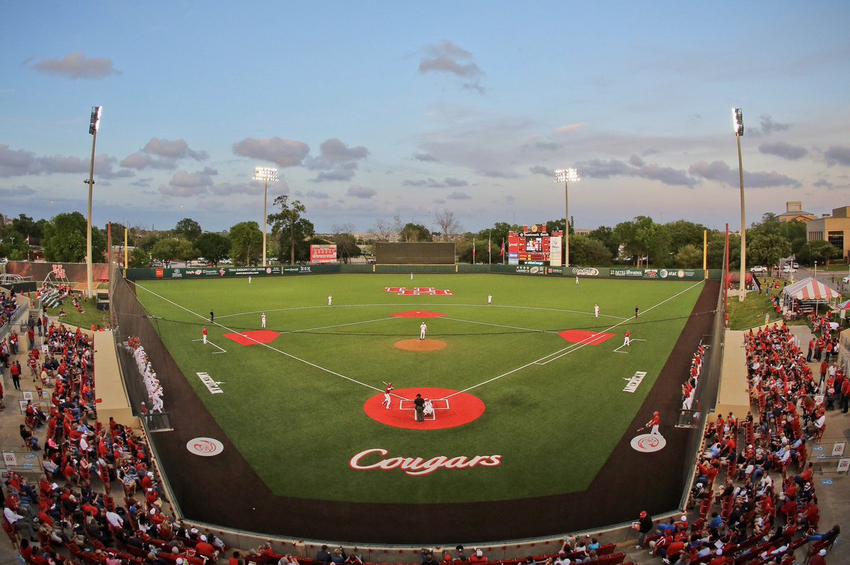 PolkStBaseball's tweet photo. 🚨Commit Alert 🚨 Our sixth 🦅 , and second future Cougar, is off the board! Congrats to @NickCollins2423 on his commitment to @UHCougarBB! The Cougars are getting a strong competitor who enjoys hitting with 🦆’s on the pond and dropping 💣’s! #SoarEagles #GoCoogs #Lotz https://t.co/T2nzrTZPZl