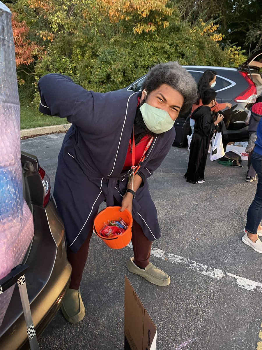 Ambur Bolling tweet media