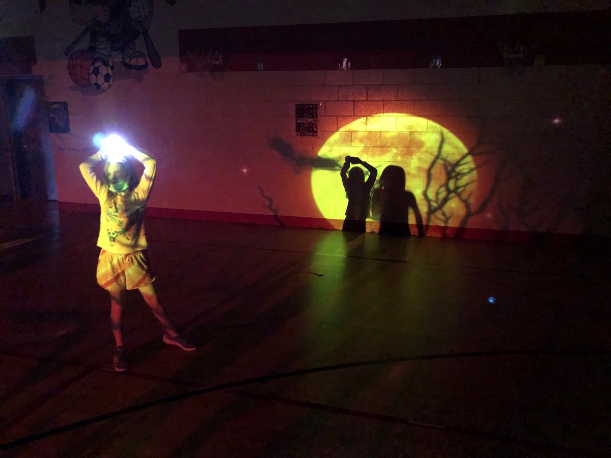 UVPE1's tweet photo. The kids had a great time with our Tomb Raiders skeleton activity. Happy Halloween! https://t.co/6jMswVgtev