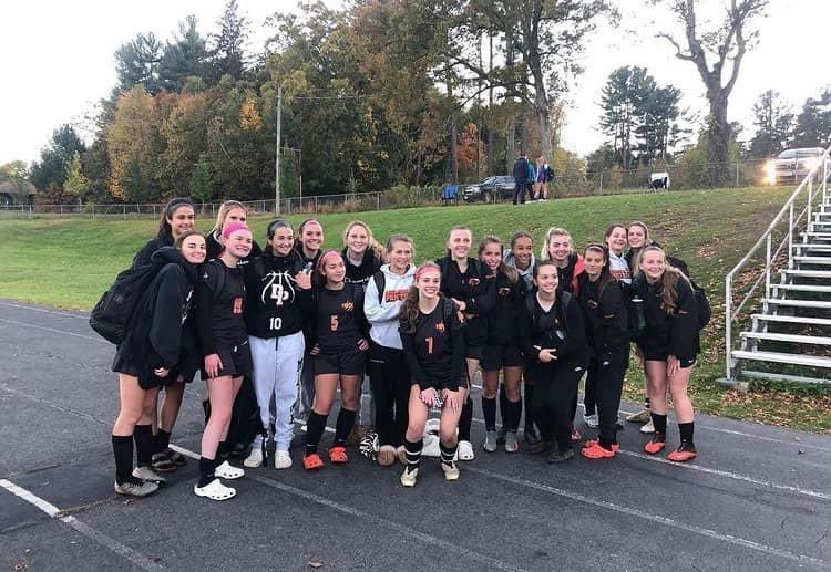 ChooseSEBRSD's tweet photo. Congratulations to Girls Soccer on their win over West Boylston in Double OT & Shoot out . They are into District Finals! Prouty Pride !
3-3 tieβ¦.double OTβ¦.PKβs 4-2 us for the WIN!!! Way to #GoPanthets!
πβ½οΈπβ½οΈπβ½οΈπβ½οΈπβ½οΈ https://t.co/3MP0KY8P8E