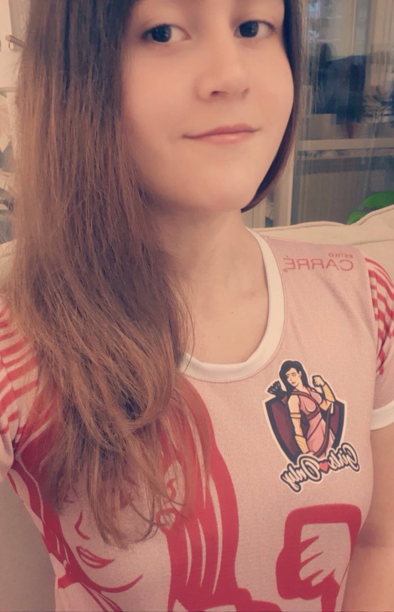 ☪️✨GíRLš❤️ÓŃLY♡🎀💄 tweet media