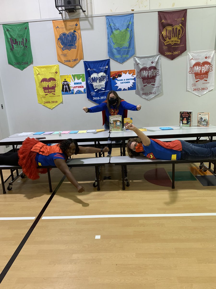 vhoyos16's tweet photo. Super Teachers!!!!@ASJohnston1 https://t.co/fTw8q7Yfzq