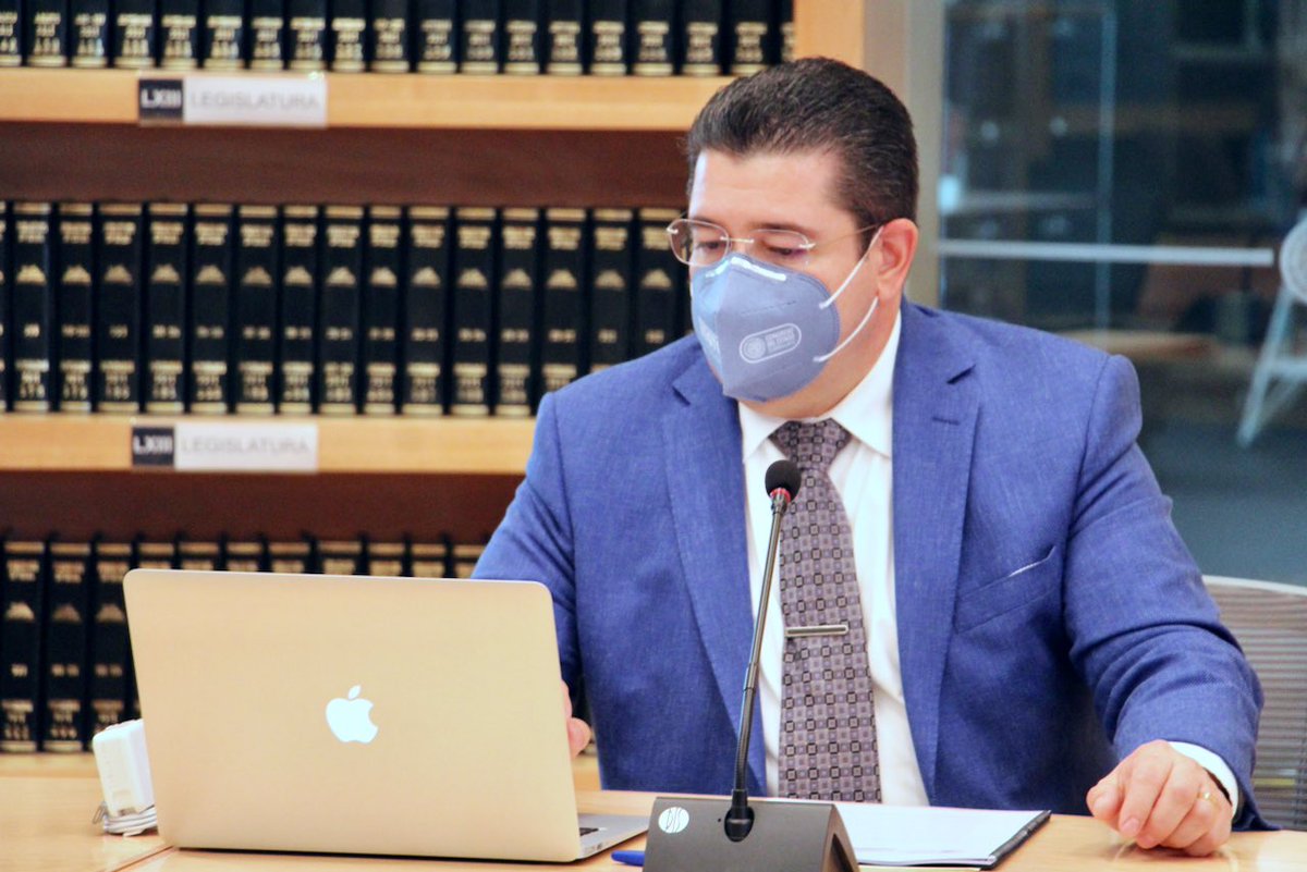 En sesión con La y Los Compañeros Diputados de la comisión de Fomento Agropecuario dando atención a una solicitudes de unas asociaciones del sector #QueElSurSeEscuche