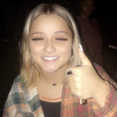 kaityhostetter's tweet photo. #NewProfilePic https://t.co/TlTA8jmKtW
