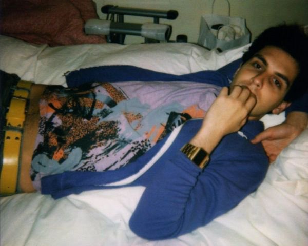 comme des garcons red heart