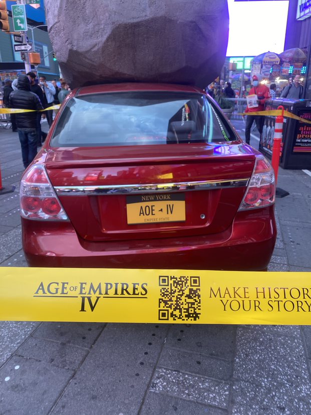 AgeOfEmpires's tweet image. Who&apos;s been by to see more of our @TimesSquareNYC takeover? #AgeofEmpiresIV #Age4Ward