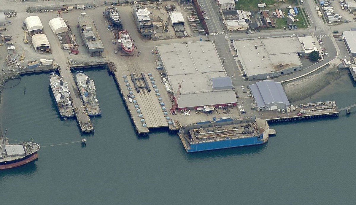 Bird's eye-view of a shipyard