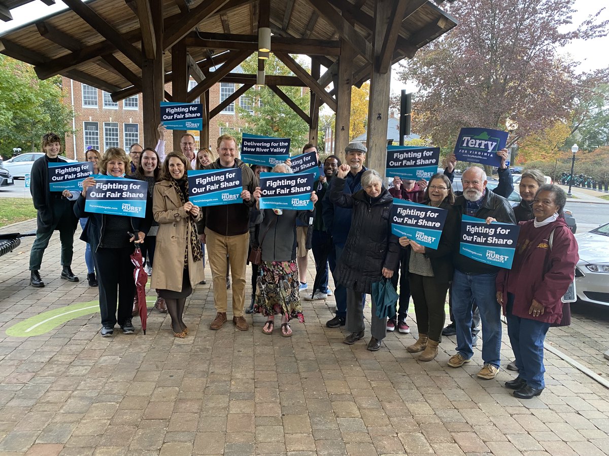 chrishurstnews's tweet photo. Thanks to First Lady @PamNorthamVA for coming out to the New River Valley to help get folks fired up in the last five days of the campaign! Folks are fired up and ready to run through the tape to bring this thing home. https://t.co/TNcE1ZFKPY