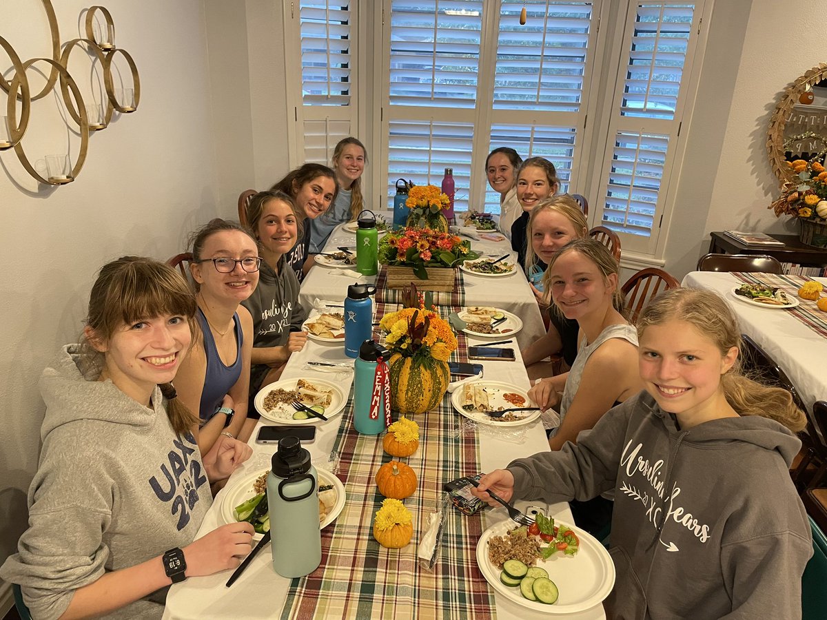 State dinner! #uaxc #gobears #runningbears #ualive