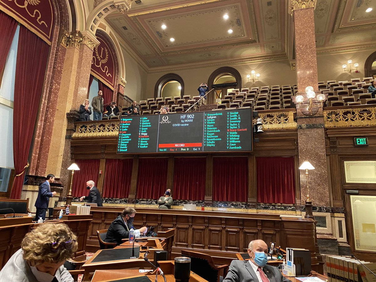 SarahforIowa's tweet photo. I voted no on HF902. Iowans were completely shut out: no notice, no real opportunity public comment, rushed through both chambers in 8hrs. The folks I was able to hear from had lots of concerns. That’s not democracy. https://t.co/KZtk4IKJtR