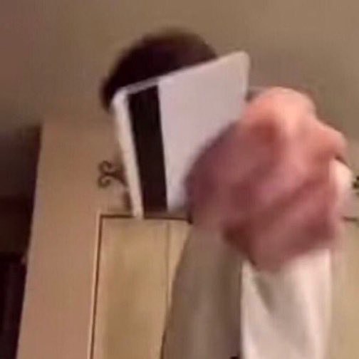 TRAPG4RL's tweet image. Me when I see food