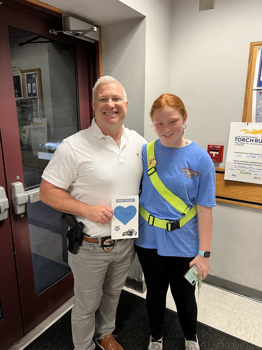 WestPalmPD's tweet photo. Happy #FirstRespondersDay to all the men and women of #WPBPD. Thank you Chloe and the safety patrols for recognizing our officers with the thoughtful cards. π β€οΈ #community https://t.co/3L322FTnkV