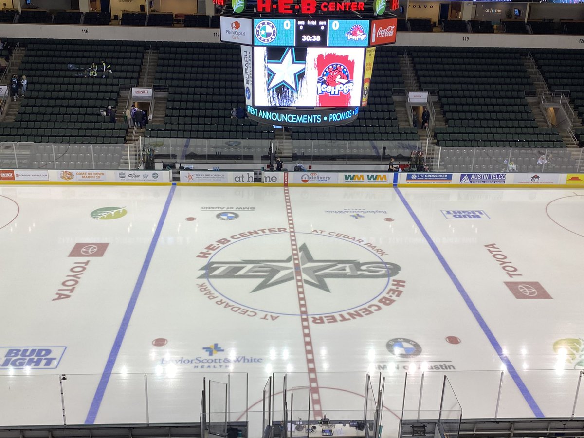 JoeyZRadio's tweet photo. Amazing to be broadcasting back in the home state this week! #TXnative
@goicehogs and @TexasStars collide in 30 minutes. Tune in at https://t.co/tF8AGUhzmp and https://t.co/5hEhAwkH13! https://t.co/f7n8o0Ino2