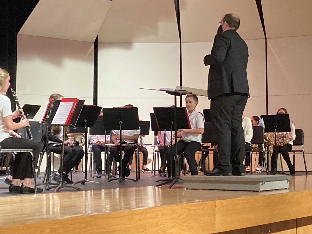 ESASDJTL's tweet photo. First concert of the year!  Great job everyone! https://t.co/8iR4qJQgjd
