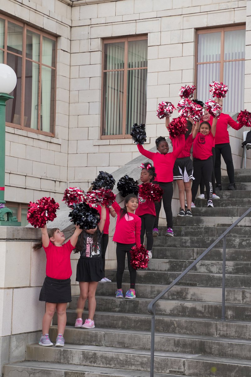 GreenvilleISD's tweet photo. Greenville ISD ACE celebrated Lights on Afterschool Day with a celebration in downtown Greenville!
Read more and view more photos: https://t.co/gbDtcAnpQl
#ACERocks #TEAMGISD https://t.co/KQIBrV0WDk