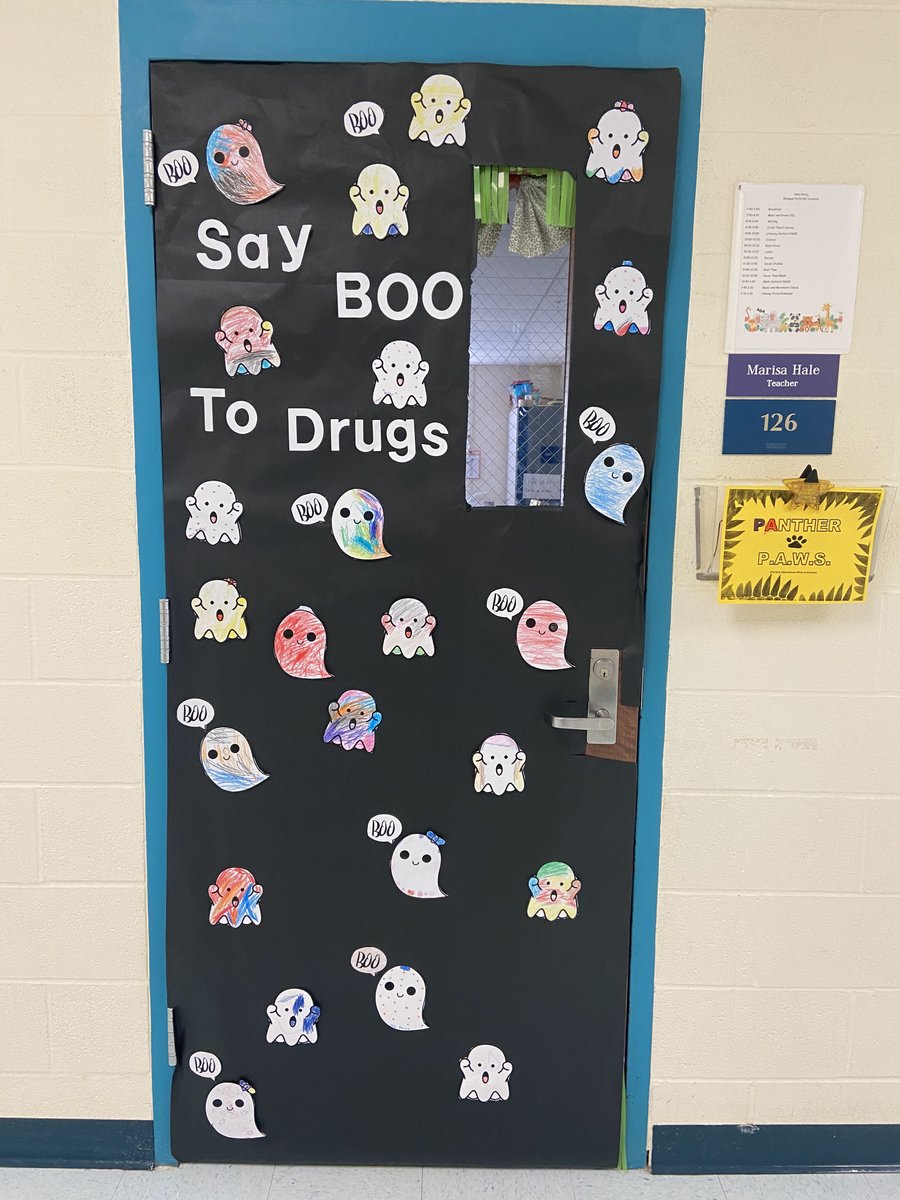 HHeightsFWISD's tweet photo. Wow look at these #RRW decorations in the kinder hallway. Students and Teachers have been working hard. Who will be this years winner? 
Find out tomorrow to see which class receives the trophy! https://t.co/DhecqFJKmJ